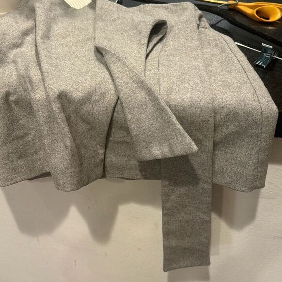 B25 Wilfred Free Womens Gray Wrap-Front Mini Skirt Size 2 XS EUC Preowned - Picture 7 of 9